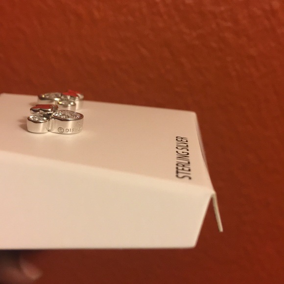 🤩🤩🤩💯Disney  Minnie NWOT - Picture 4 of 4